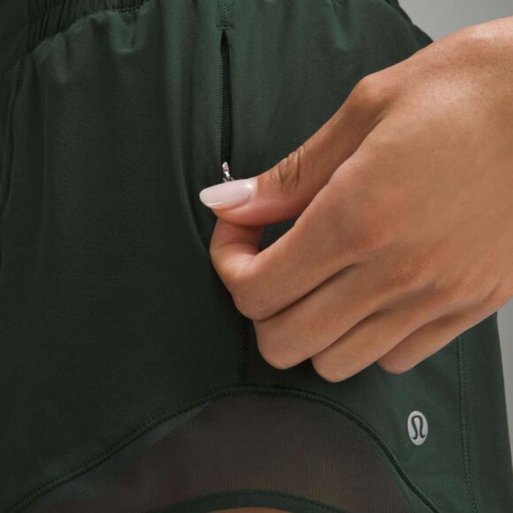 Lululemon's Hotty Hot High-Rise Lined Short 4" (color : legacy green) - Picture 2 of 3